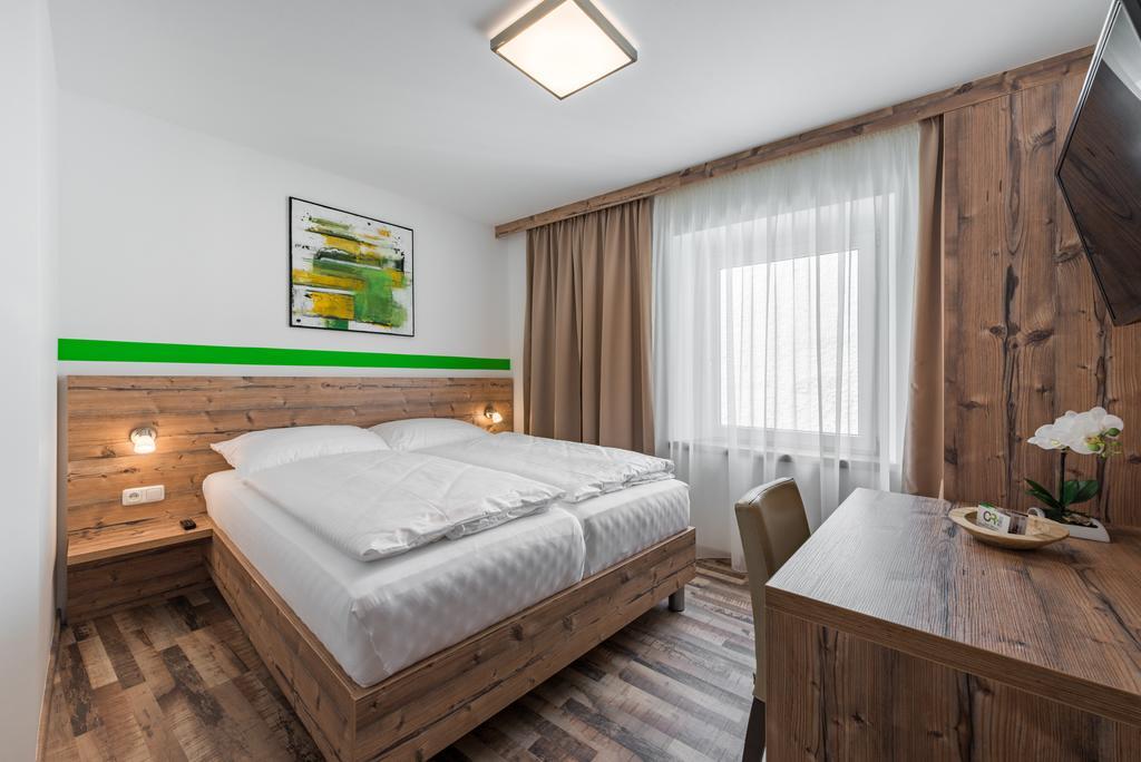 Hotel "City Rooms Wels" Экстерьер фото