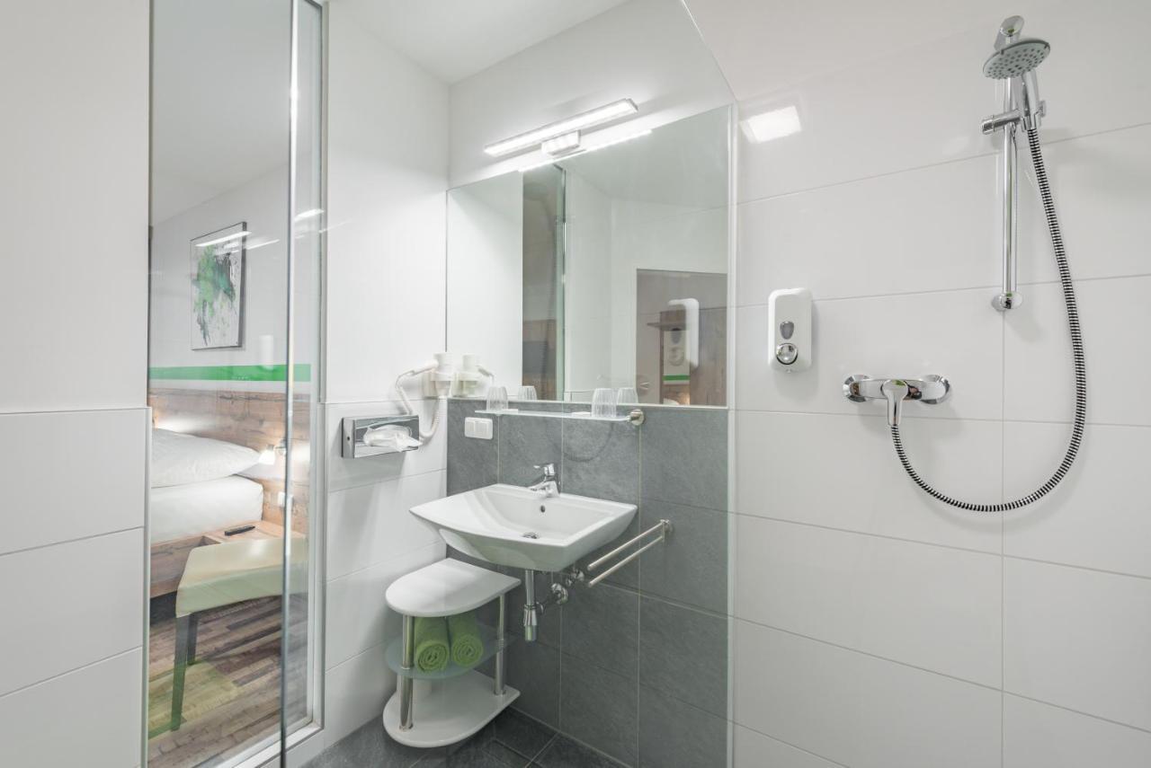 Hotel "City Rooms Wels" Экстерьер фото