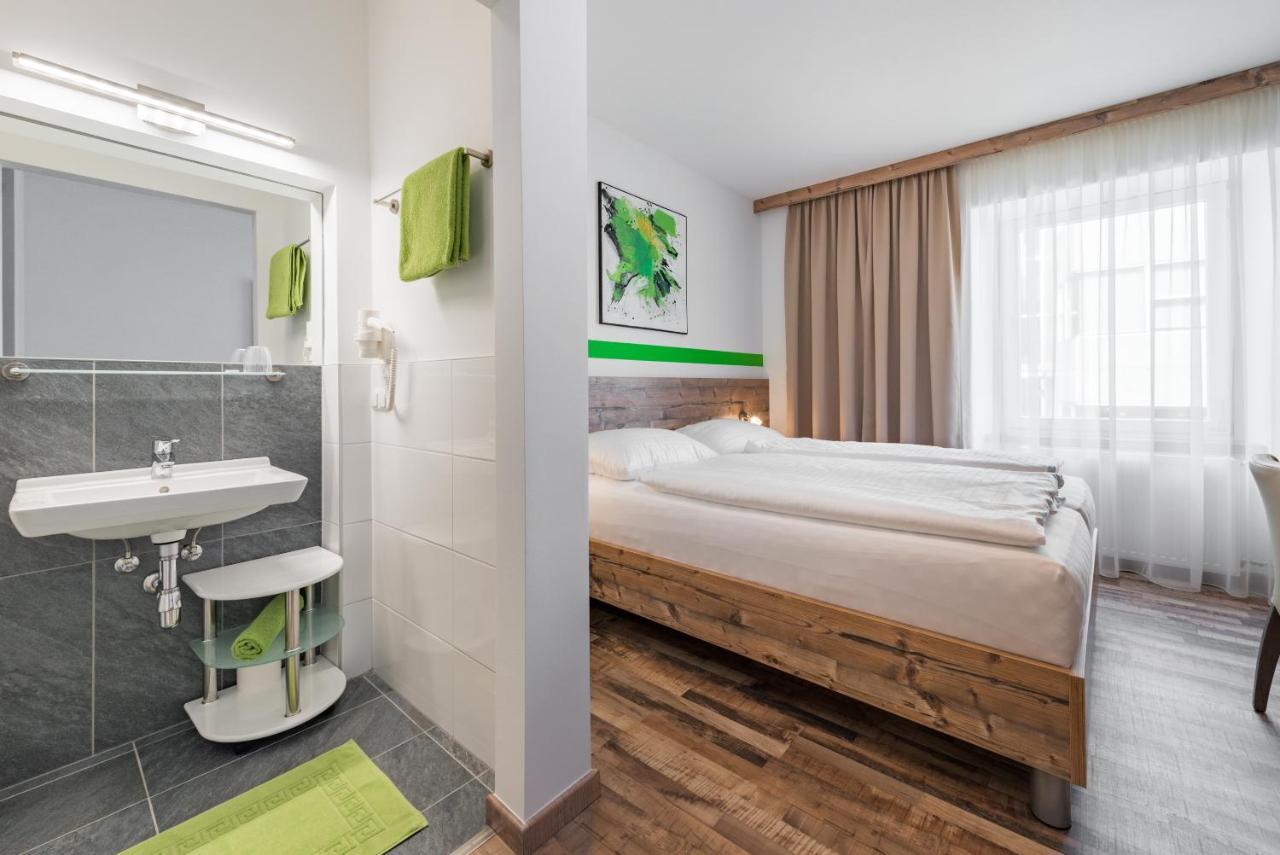 Hotel "City Rooms Wels" Экстерьер фото