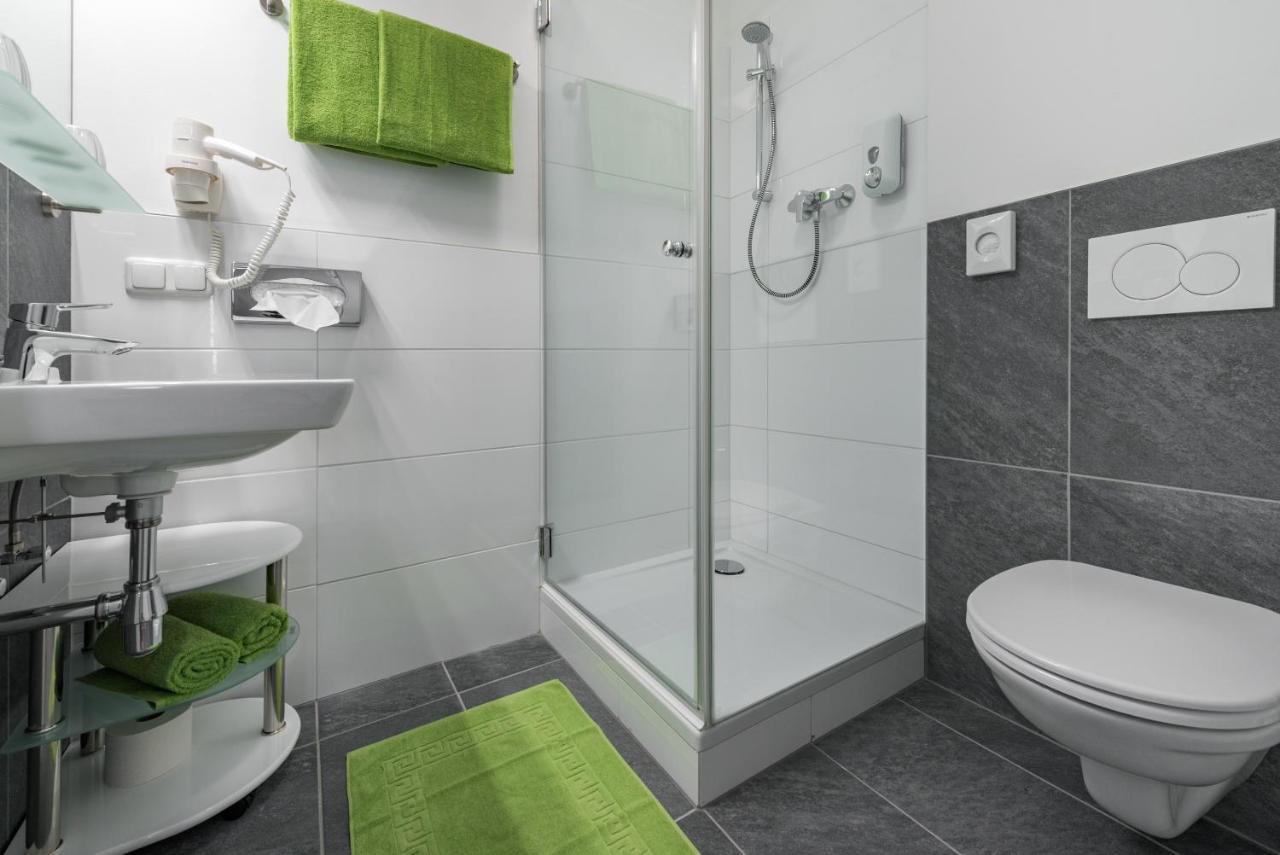 Hotel "City Rooms Wels" Экстерьер фото