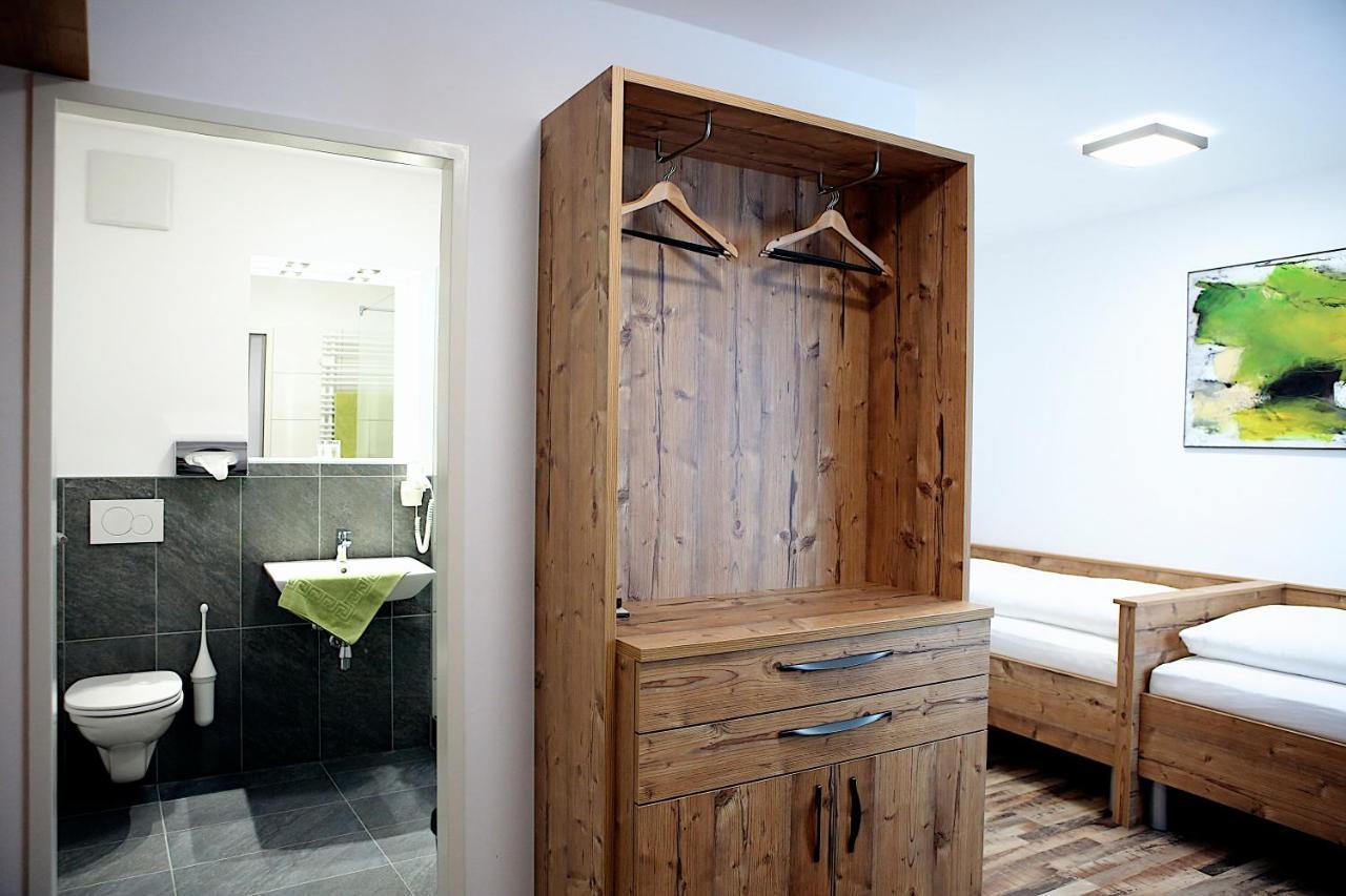 Hotel "City Rooms Wels" Экстерьер фото